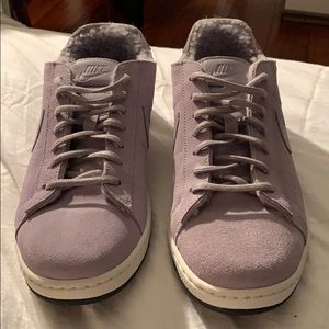 Nike Tennis Classic Ultra Premium